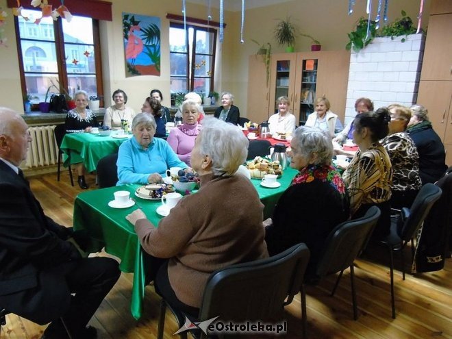Ostrołęka: Seniorzy od „św. Franciszka” mieli gości z Falenicy [09.11.2015] - zdjęcie #1 - eOstroleka.pl