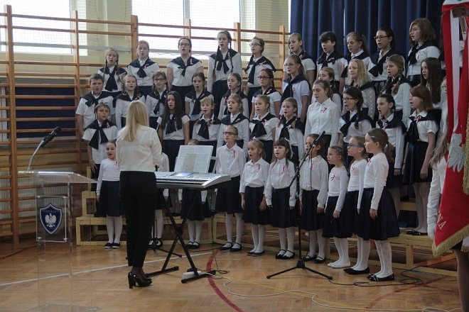 Ostrołęcka „szóstka” obchodziła święto swojego patrona [10.11.2015] - zdjęcie #111 - eOstroleka.pl