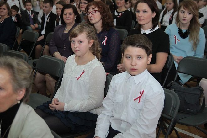 Ostrołęcka „szóstka” obchodziła święto swojego patrona [10.11.2015] - zdjęcie #74 - eOstroleka.pl