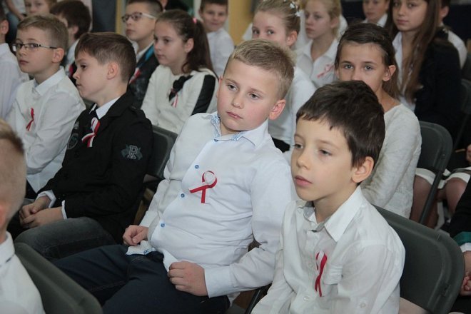 Ostrołęcka „szóstka” obchodziła święto swojego patrona [10.11.2015] - zdjęcie #67 - eOstroleka.pl