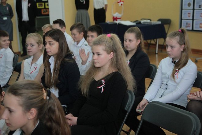 Ostrołęcka „szóstka” obchodziła święto swojego patrona [10.11.2015] - zdjęcie #63 - eOstroleka.pl