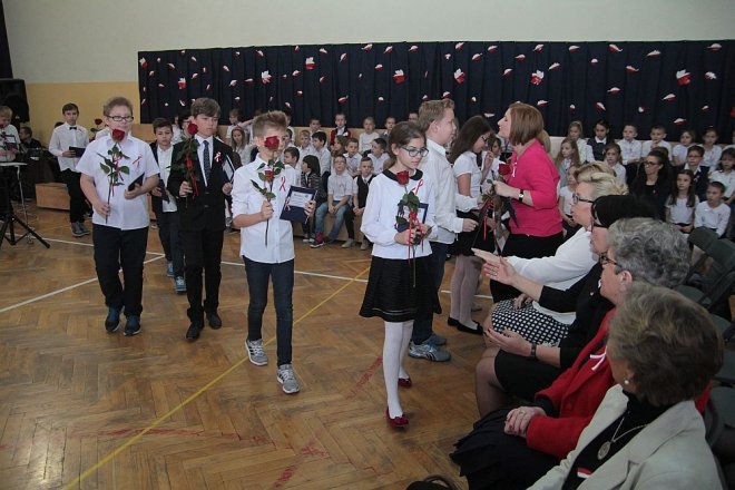 Ostrołęcka „szóstka” obchodziła święto swojego patrona [10.11.2015] - zdjęcie #60 - eOstroleka.pl