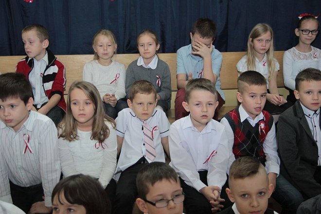 Ostrołęcka „szóstka” obchodziła święto swojego patrona [10.11.2015] - zdjęcie #47 - eOstroleka.pl