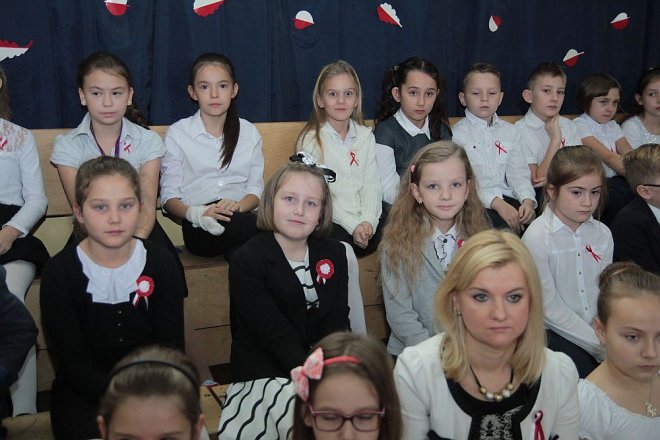 Ostrołęcka „szóstka” obchodziła święto swojego patrona [10.11.2015] - zdjęcie #41 - eOstroleka.pl