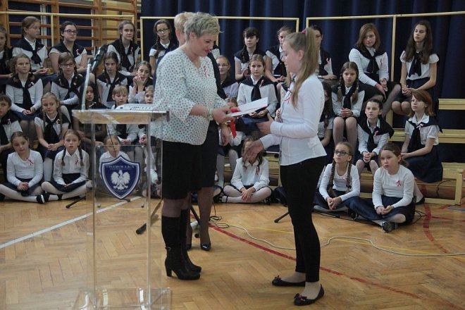 Ostrołęcka „szóstka” obchodziła święto swojego patrona [10.11.2015] - zdjęcie #28 - eOstroleka.pl