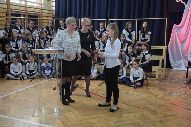 Ostrołęcka „szóstka” obchodziła święto swojego patrona [10.11.2015] - zdjęcie #27 - eOstroleka.pl