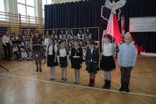 Ostrołęcka „szóstka” obchodziła święto swojego patrona [10.11.2015] - zdjęcie #23 - eOstroleka.pl