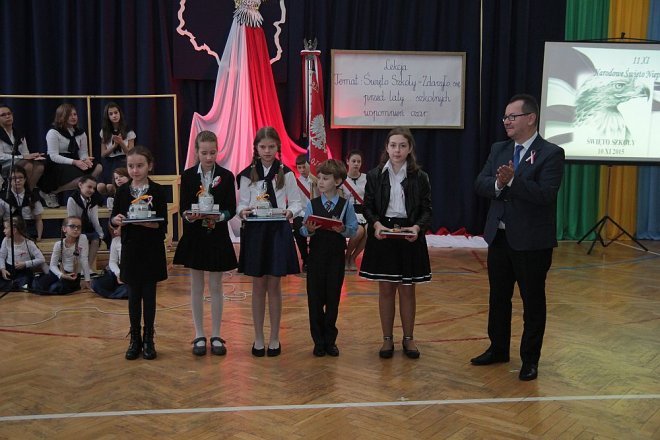 Ostrołęcka „szóstka” obchodziła święto swojego patrona [10.11.2015] - zdjęcie #9 - eOstroleka.pl