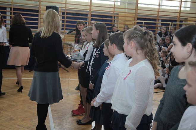 Ostrołęcka „szóstka” obchodziła święto swojego patrona [10.11.2015] - zdjęcie #4 - eOstroleka.pl