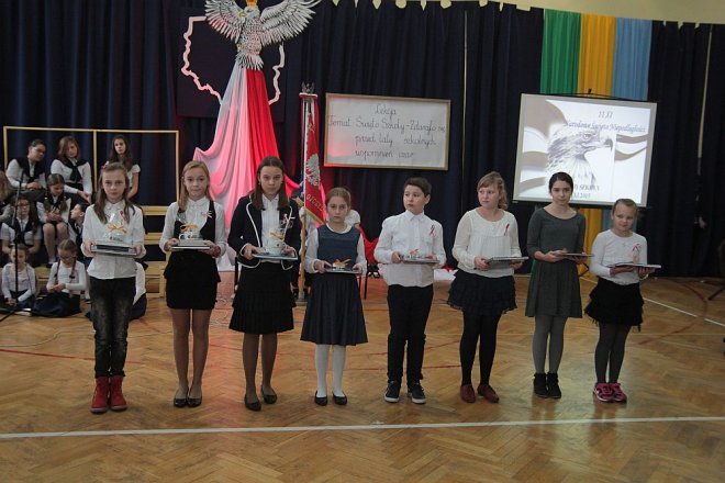 Ostrołęcka „szóstka” obchodziła święto swojego patrona [10.11.2015] - zdjęcie #1 - eOstroleka.pl