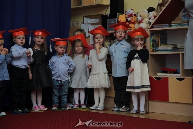 Pasowanie na „przedszkolaka” w Krainie Misiów [10.11.2015] - zdjęcie #9 - eOstroleka.pl
