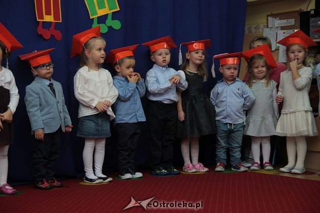 Pasowanie na „przedszkolaka” w Krainie Misiów [10.11.2015] - zdjęcie #10 - eOstroleka.pl