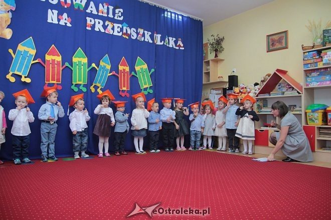 Pasowanie na „przedszkolaka” w Krainie Misiów [10.11.2015] - zdjęcie #23 - eOstroleka.pl