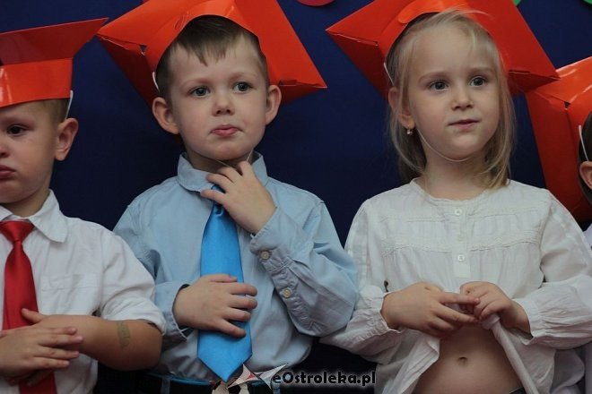 Pasowanie na „przedszkolaka” w Krainie Misiów [10.11.2015] - zdjęcie #49 - eOstroleka.pl