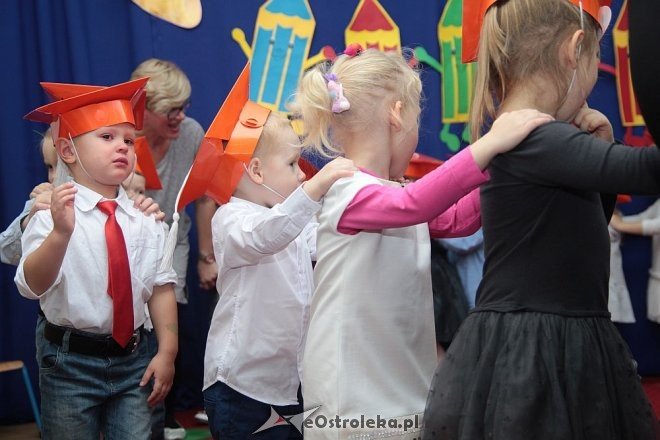 Pasowanie na „przedszkolaka” w Krainie Misiów [10.11.2015] - zdjęcie #66 - eOstroleka.pl