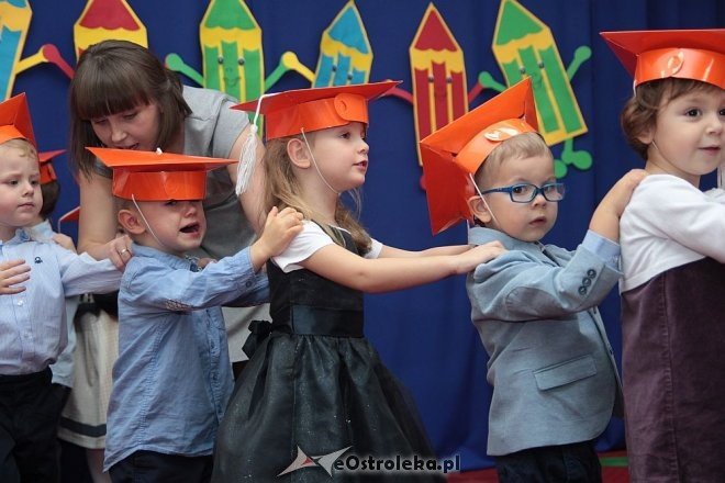Pasowanie na „przedszkolaka” w Krainie Misiów [10.11.2015] - zdjęcie #74 - eOstroleka.pl