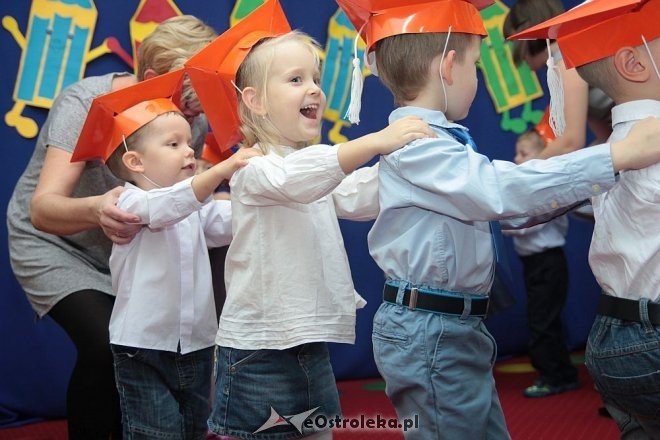 Pasowanie na „przedszkolaka” w Krainie Misiów [10.11.2015] - zdjęcie #78 - eOstroleka.pl
