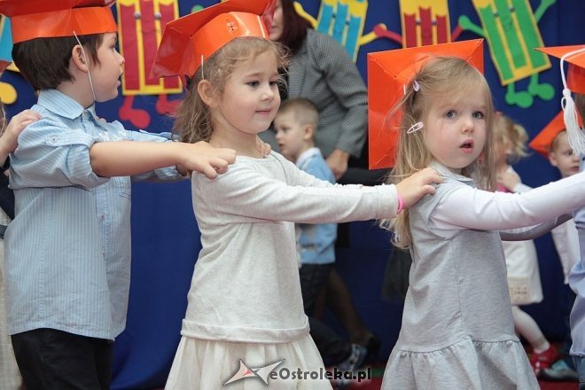 Pasowanie na „przedszkolaka” w Krainie Misiów [10.11.2015] - zdjęcie #76 - eOstroleka.pl
