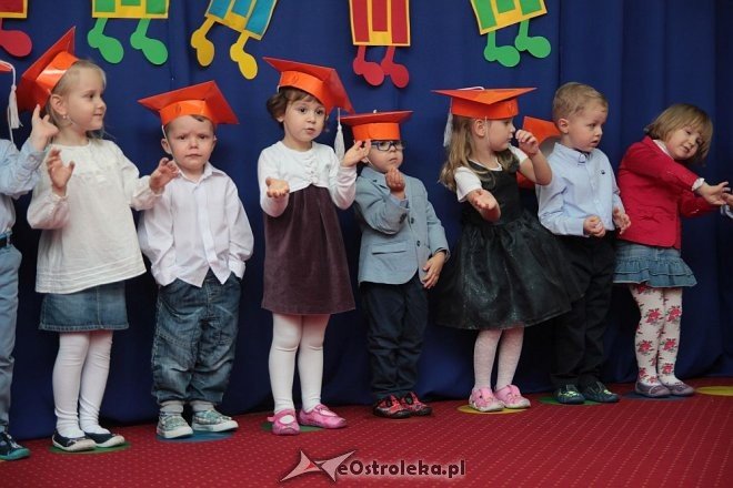 Pasowanie na „przedszkolaka” w Krainie Misiów [10.11.2015] - zdjęcie #50 - eOstroleka.pl