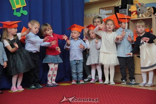 Pasowanie na „przedszkolaka” w Krainie Misiów [10.11.2015] - zdjęcie #48 - eOstroleka.pl