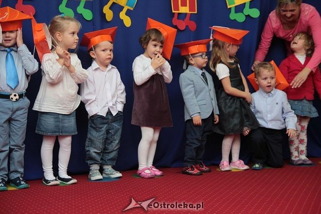 Pasowanie na „przedszkolaka” w Krainie Misiów [10.11.2015] - zdjęcie #39 - eOstroleka.pl