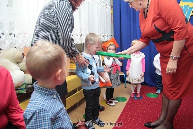Pasowanie na „przedszkolaka” w Krainie Misiów [10.11.2015] - zdjęcie #37 - eOstroleka.pl