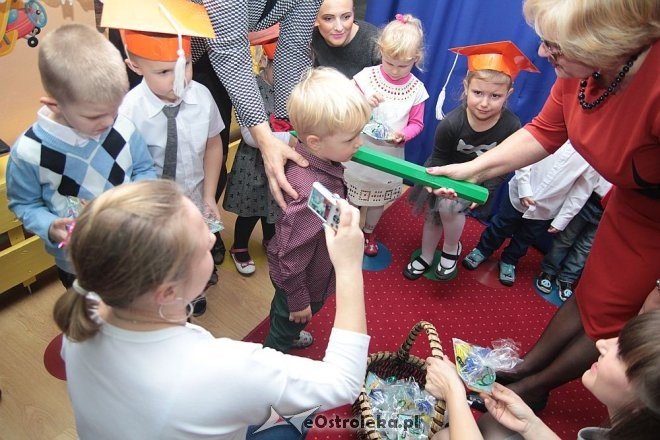 Pasowanie na „przedszkolaka” w Krainie Misiów [10.11.2015] - zdjęcie #32 - eOstroleka.pl