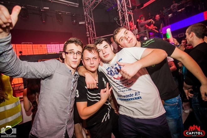 Taito & Insane - Noc Wariatów w Capitolu  [10.11.2015] - zdjęcie #30 - eOstroleka.pl