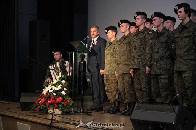 Miejskie obchody Narodowego Święta Niepodległości w Ostrołęce [11.11.2015] - zdjęcie #119 - eOstroleka.pl