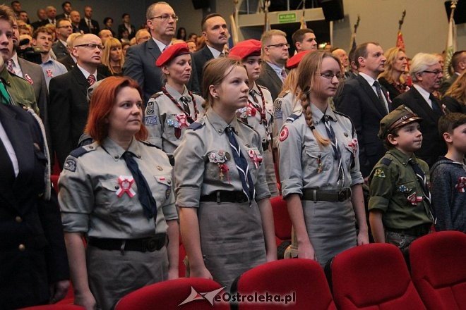 Miejskie obchody Narodowego Święta Niepodległości w Ostrołęce [11.11.2015] - zdjęcie #112 - eOstroleka.pl