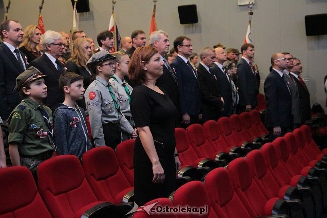Miejskie obchody Narodowego Święta Niepodległości w Ostrołęce [11.11.2015] - zdjęcie #111 - eOstroleka.pl