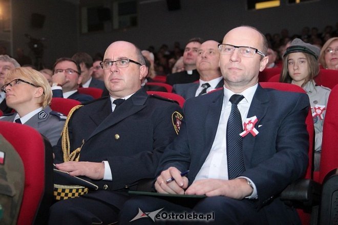 Miejskie obchody Narodowego Święta Niepodległości w Ostrołęce [11.11.2015] - zdjęcie #86 - eOstroleka.pl