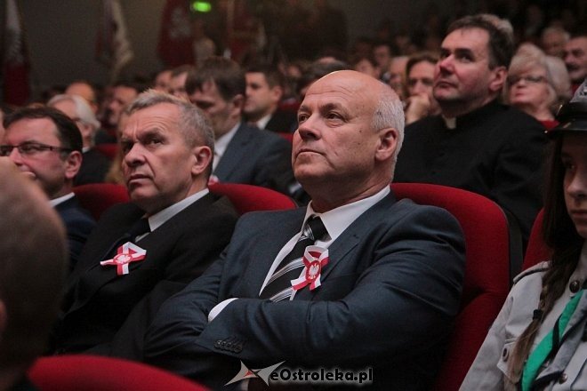 Miejskie obchody Narodowego Święta Niepodległości w Ostrołęce [11.11.2015] - zdjęcie #84 - eOstroleka.pl