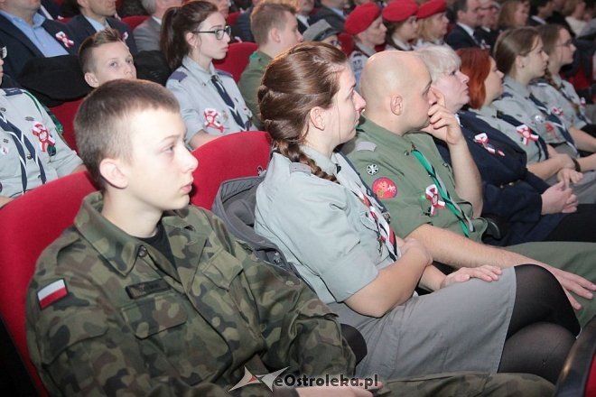 Miejskie obchody Narodowego Święta Niepodległości w Ostrołęce [11.11.2015] - zdjęcie #79 - eOstroleka.pl