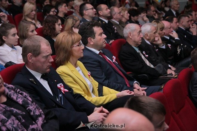 Miejskie obchody Narodowego Święta Niepodległości w Ostrołęce [11.11.2015] - zdjęcie #69 - eOstroleka.pl