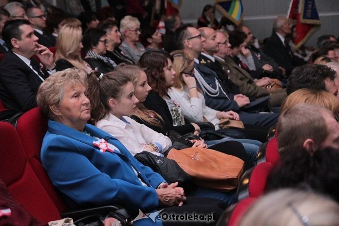 Miejskie obchody Narodowego Święta Niepodległości w Ostrołęce [11.11.2015] - zdjęcie #67 - eOstroleka.pl