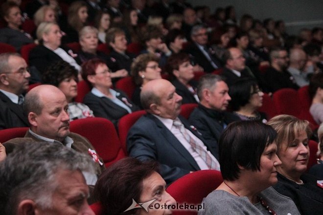 Miejskie obchody Narodowego Święta Niepodległości w Ostrołęce [11.11.2015] - zdjęcie #64 - eOstroleka.pl