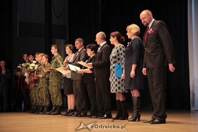 Miejskie obchody Narodowego Święta Niepodległości w Ostrołęce [11.11.2015] - zdjęcie #20 - eOstroleka.pl