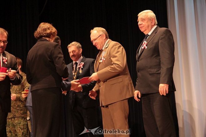 Miejskie obchody Narodowego Święta Niepodległości w Ostrołęce [11.11.2015] - zdjęcie #8 - eOstroleka.pl