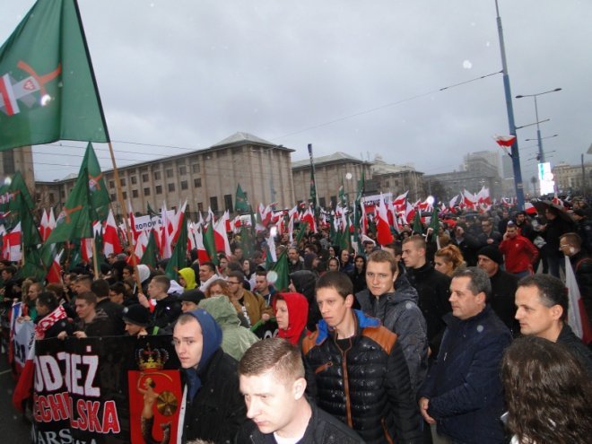 Marsz Niepodległości 2015 - zdjęcie #7 - eOstroleka.pl