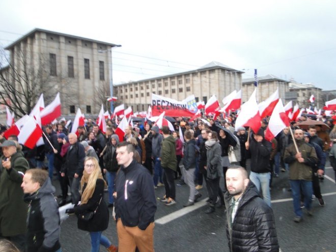 Marsz Niepodległości 2015 - zdjęcie #20 - eOstroleka.pl