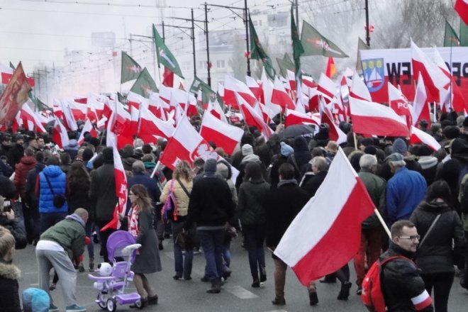 Marsz Niepodległości 2015 - zdjęcie #28 - eOstroleka.pl