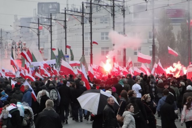 Marsz Niepodległości 2015 - zdjęcie #33 - eOstroleka.pl