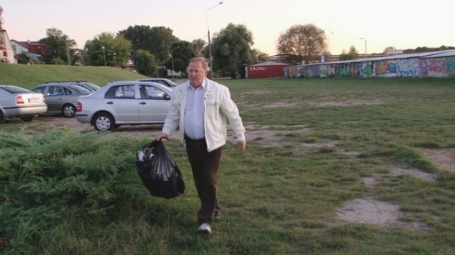Samorządowcy sprzątają świat (18.09.09) - zdjęcie #2 - eOstroleka.pl