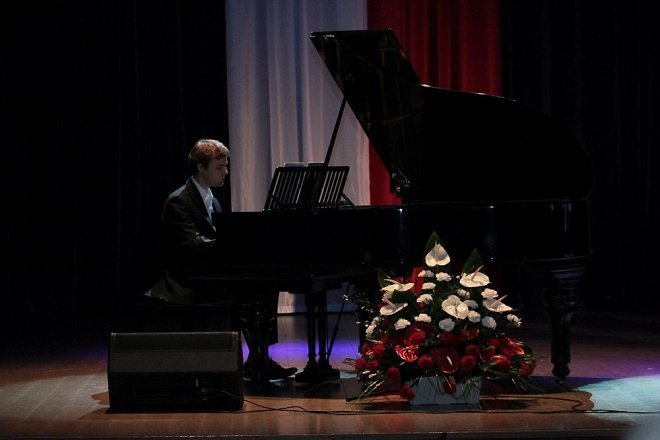 Młode Polskie Skrzydła – koncert pieśni patriotycznych w OCK [11.1.2015] - zdjęcie #34 - eOstroleka.pl