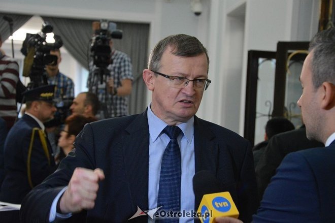 Posłowie VIII kadencji złożyli ślubowanie. Marek Kuchciński marszałkiem [12.11.2015] - zdjęcie #294 - eOstroleka.pl