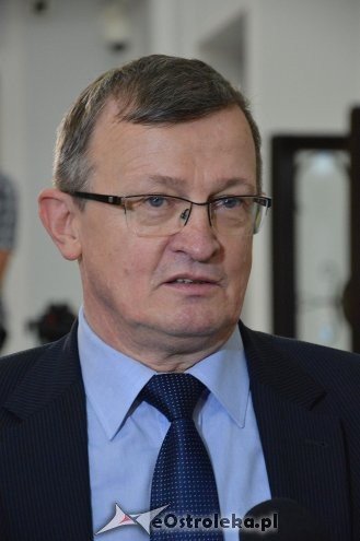 Posłowie VIII kadencji złożyli ślubowanie. Marek Kuchciński marszałkiem [12.11.2015] - zdjęcie #291 - eOstroleka.pl