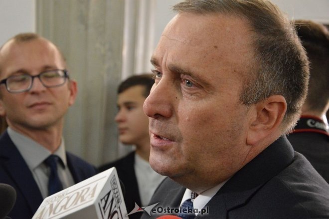 Posłowie VIII kadencji złożyli ślubowanie. Marek Kuchciński marszałkiem [12.11.2015] - zdjęcie #66 - eOstroleka.pl