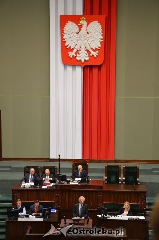 Posłowie VIII kadencji złożyli ślubowanie. Marek Kuchciński marszałkiem [12.11.2015] - zdjęcie #98 - eOstroleka.pl