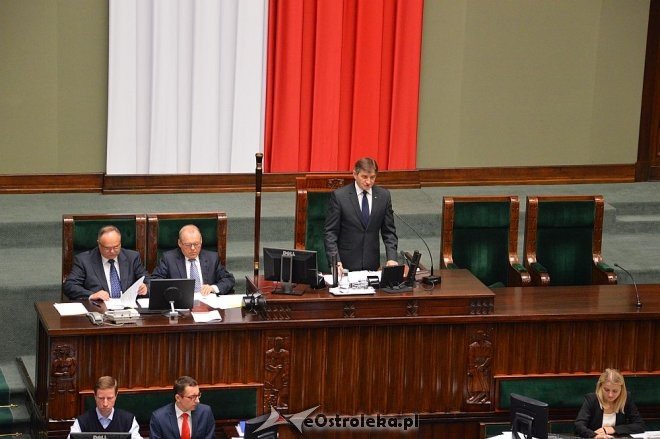 Posłowie VIII kadencji złożyli ślubowanie. Marek Kuchciński marszałkiem [12.11.2015] - zdjęcie #57 - eOstroleka.pl